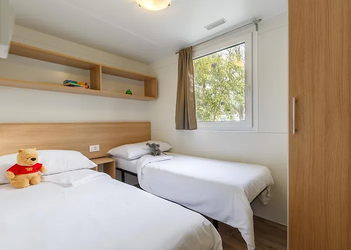 База отдыха Mobile Homes Banko In Bijela Uvala And Zelena Laguna 4*