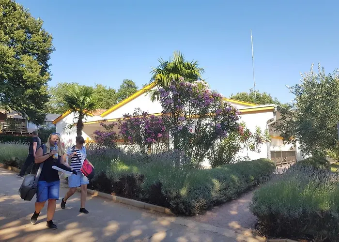 База отдыха Mobile Homes Banko In Bijela Uvala And Zelena Laguna